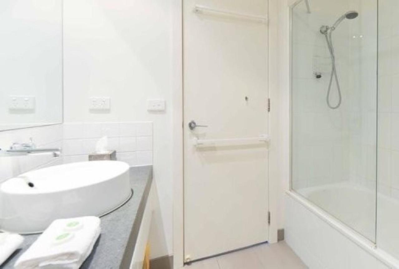 Staycentral - Spacious Seaviews Port Мелбърн Екстериор снимка